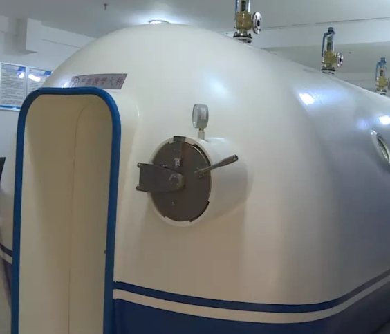 呼吸新生——高壓氧艙在康復治療中的重要角色