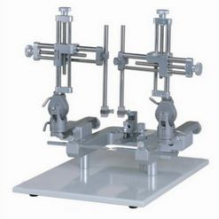 雙臂腦立體定位儀 BW-SDA903